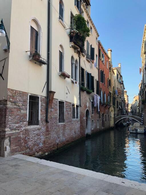 Apartment Stunning In The Heart Of Venedig