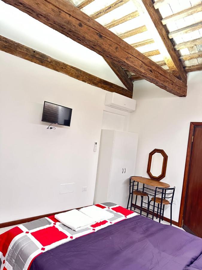 Rainbow San Zaccaria Appartement *