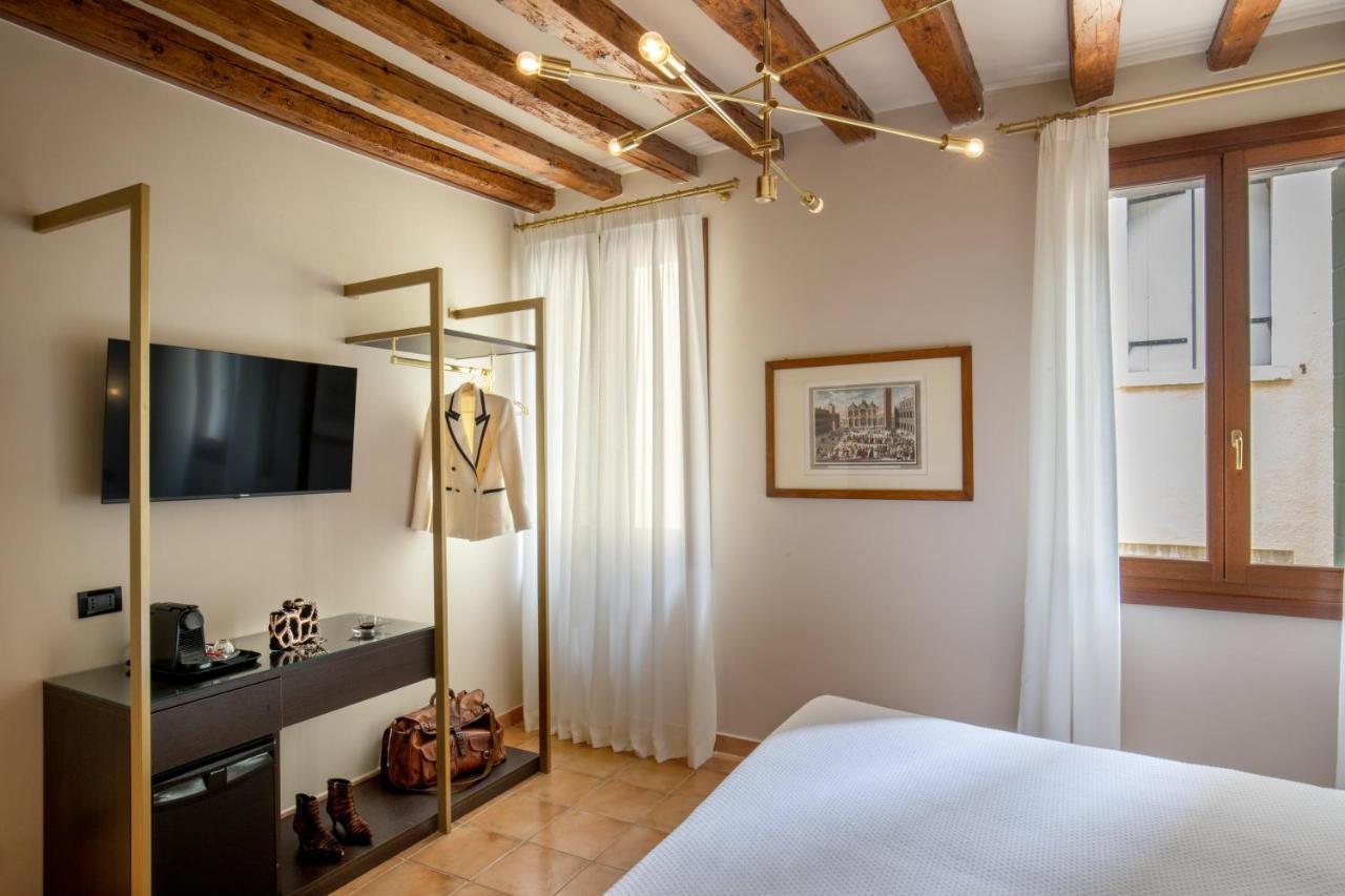 Guest house Daplace - Antica Casa Coppo 3*