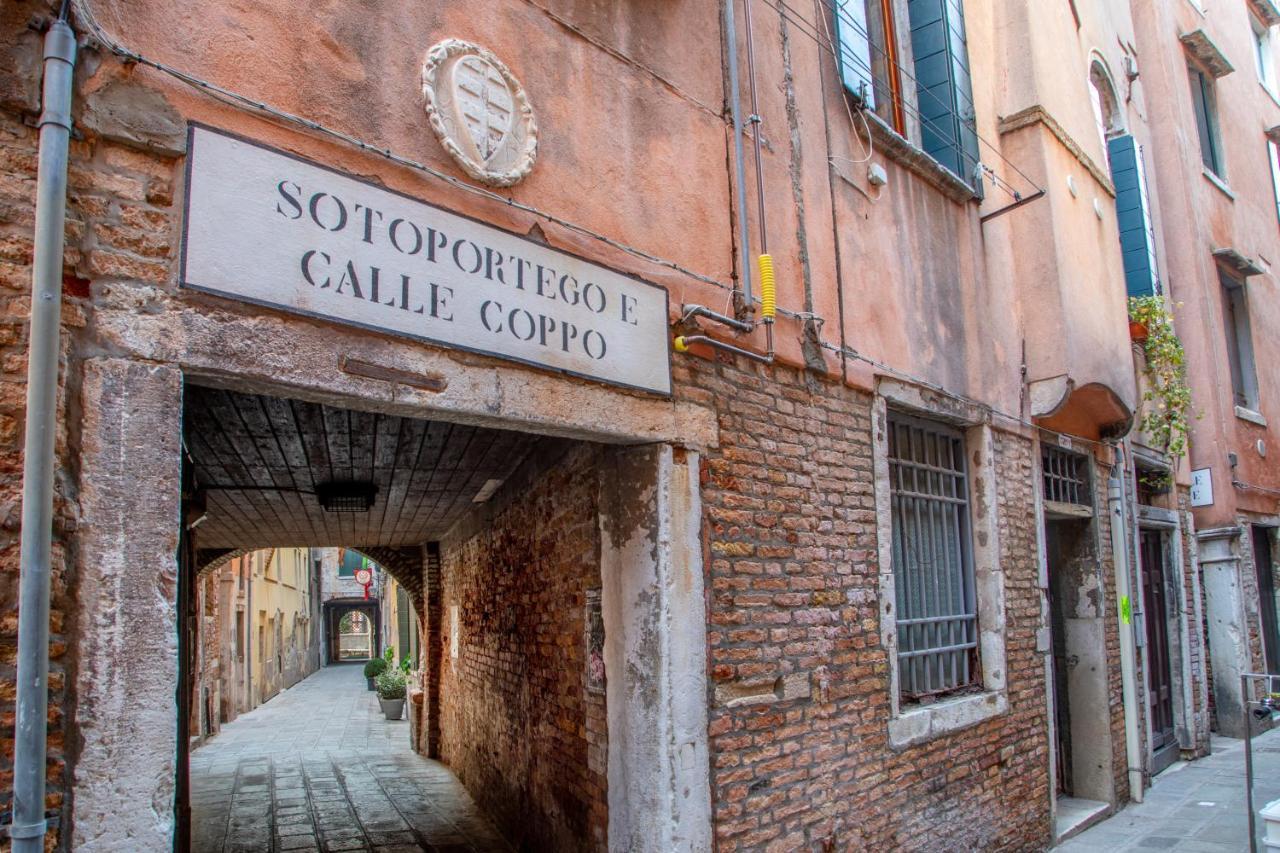 Daplace - Antica Casa Coppo Gasthuis Venetië