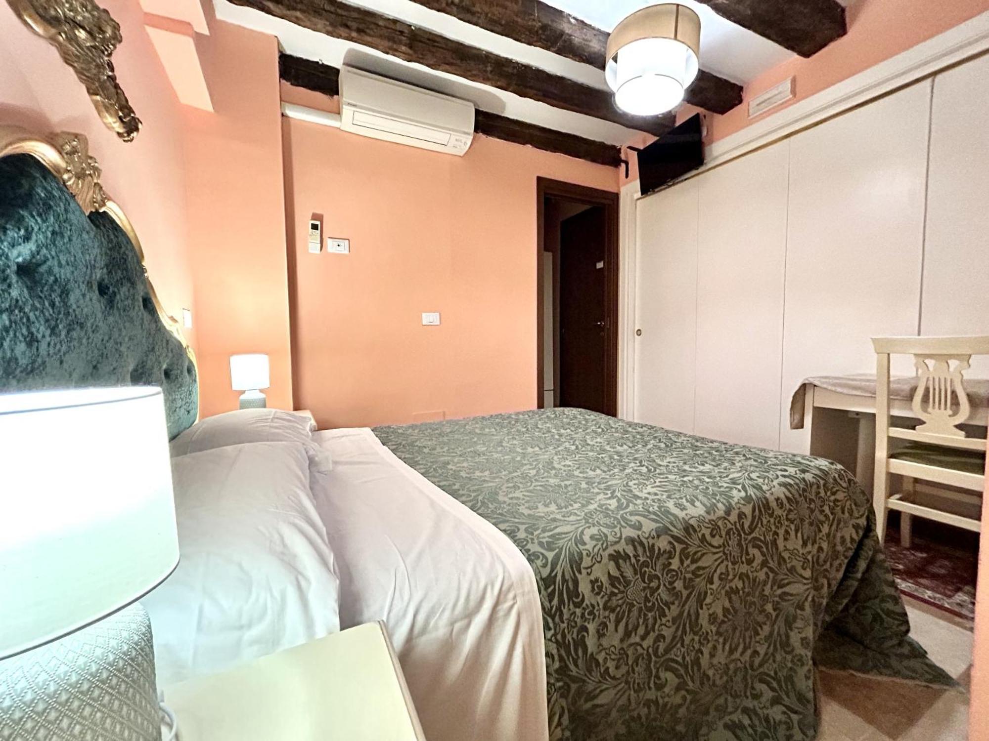 Alloggi Serena 2* Venetië