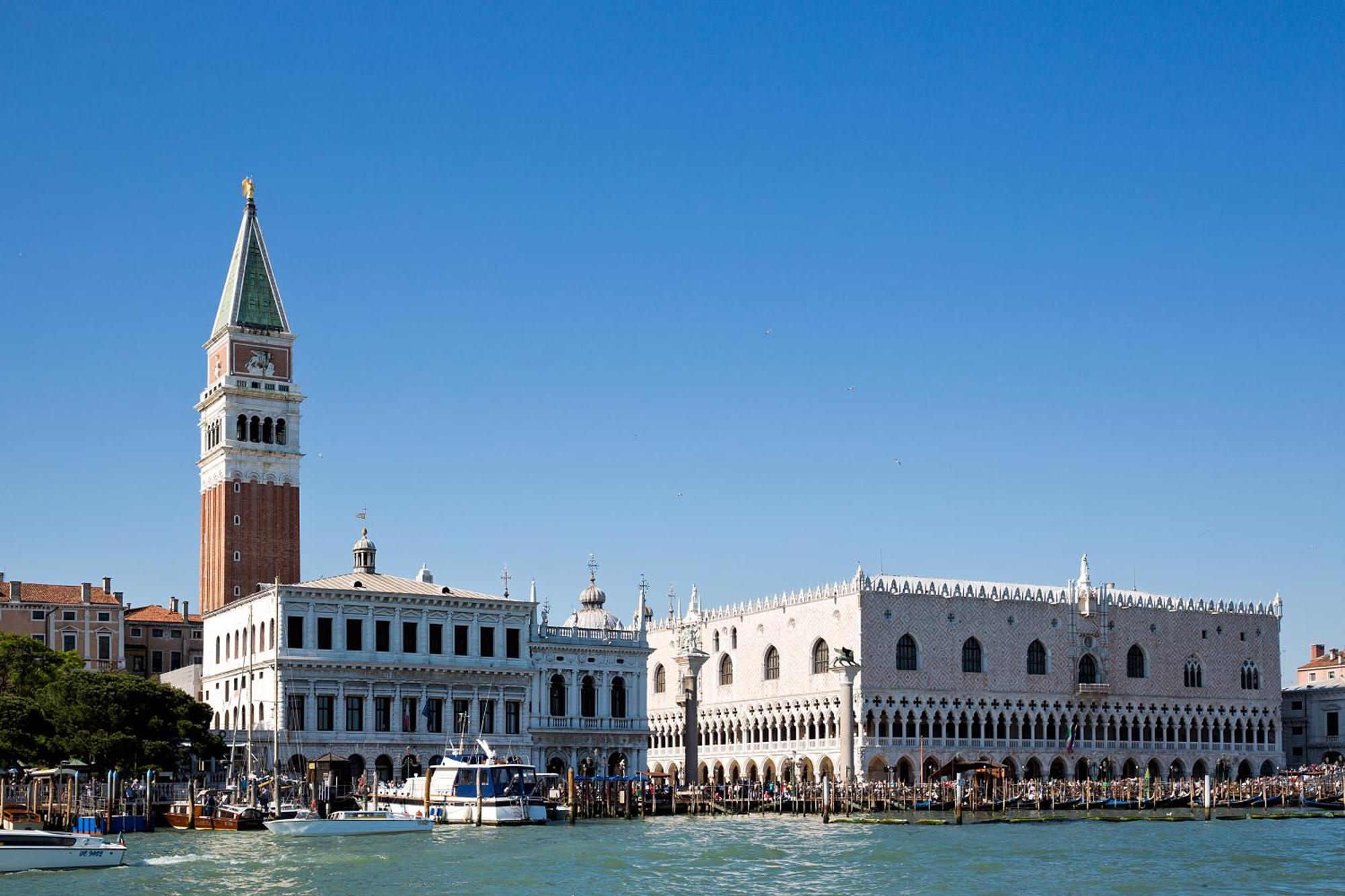 Apartment At 1 Minute From San Marco Square *