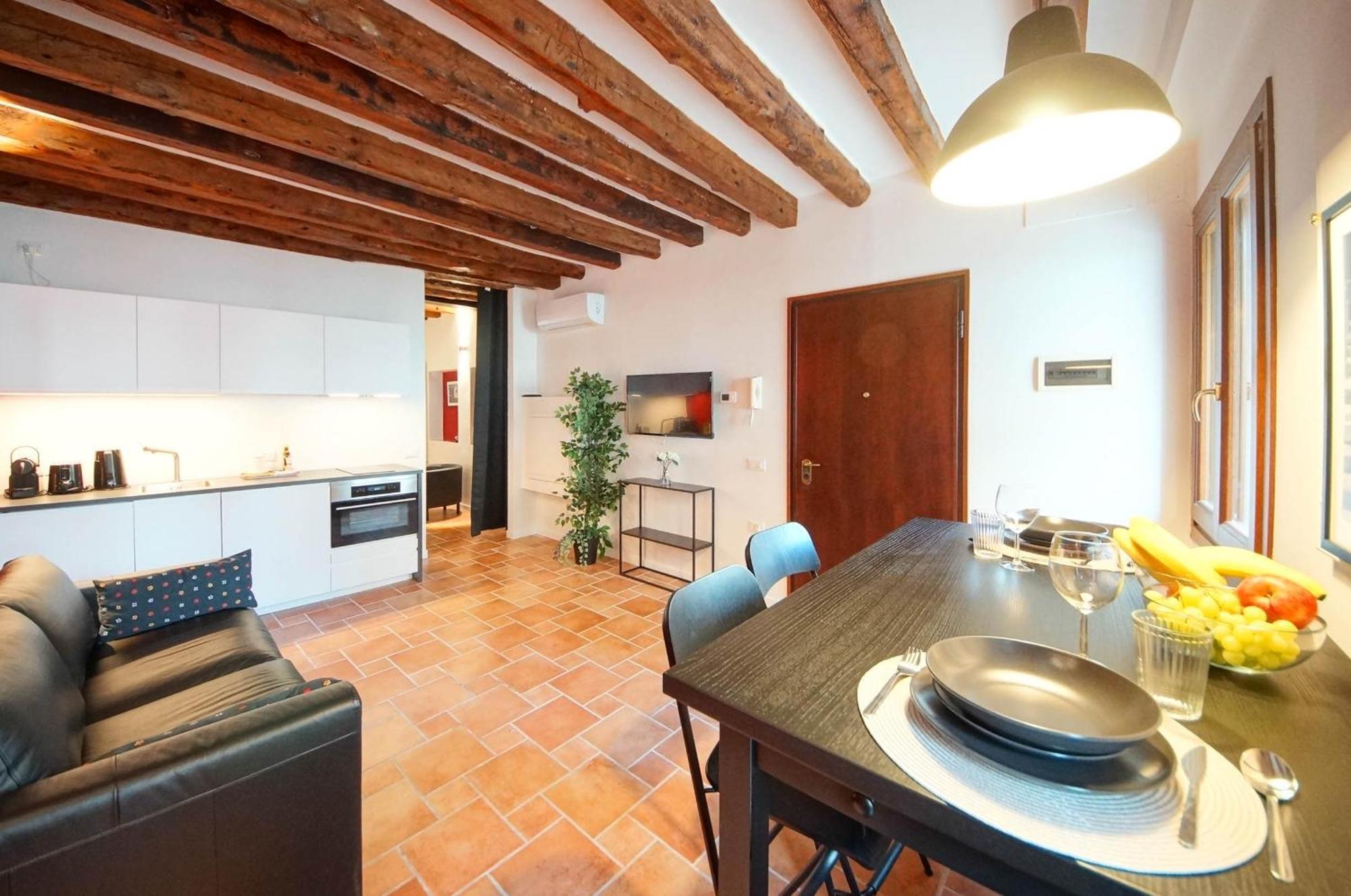 Dolcevita N 517 Canal View *