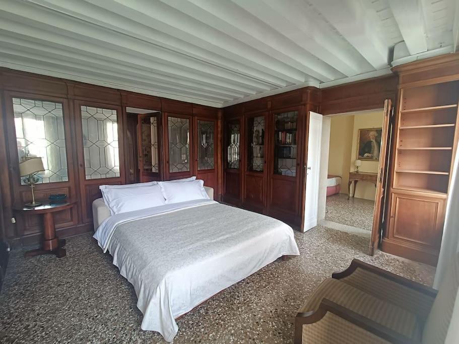 Palazzo Querini Accademia * Venise
