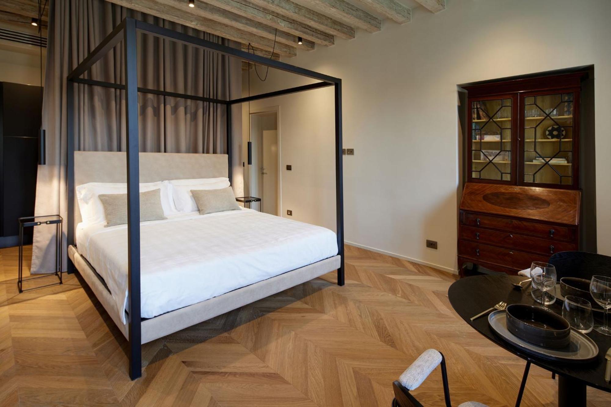 Palazzina Riva Appartamento *