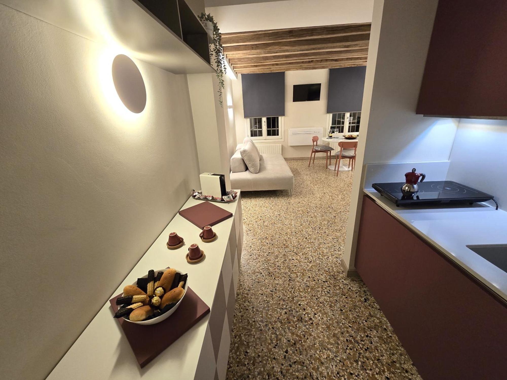 Cozy With Canal View Appartement *