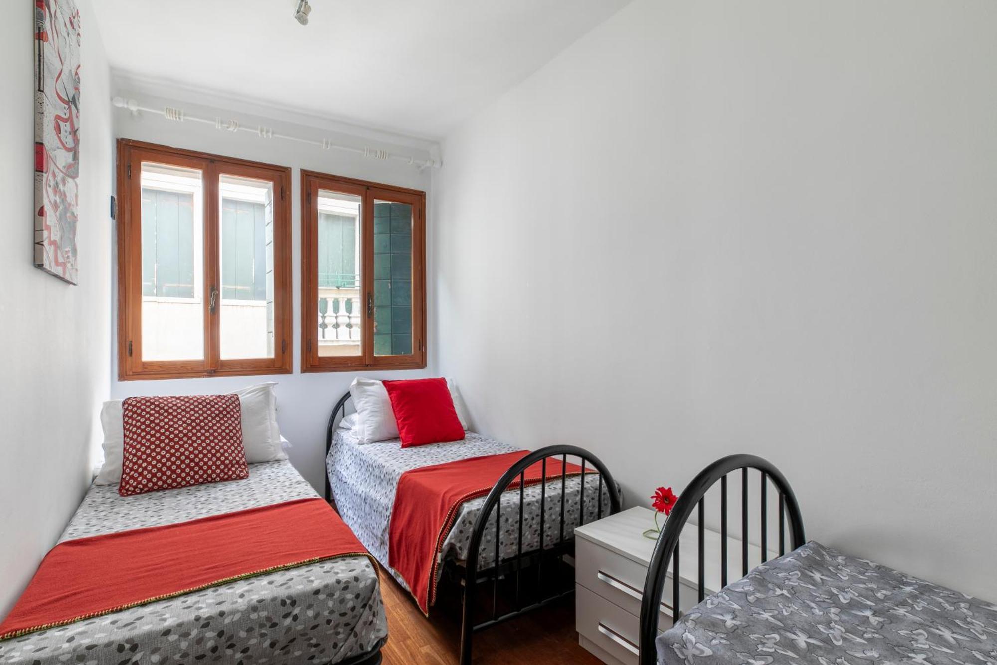 Lovely Apatment For 7 Person - Ac -wifi Appartement