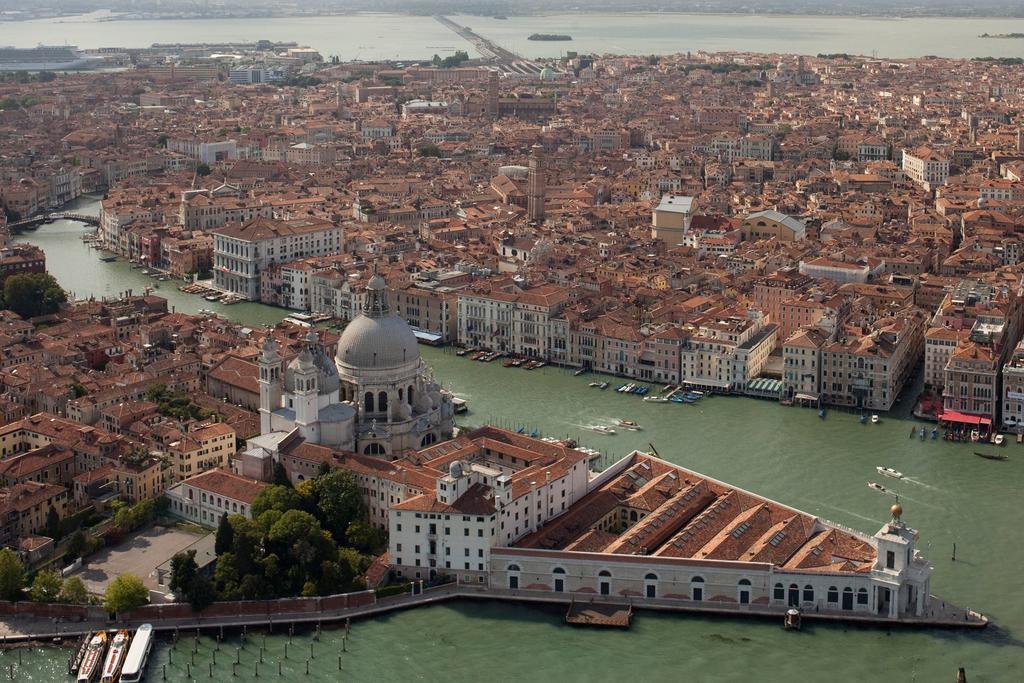 2960 Cà Frari *