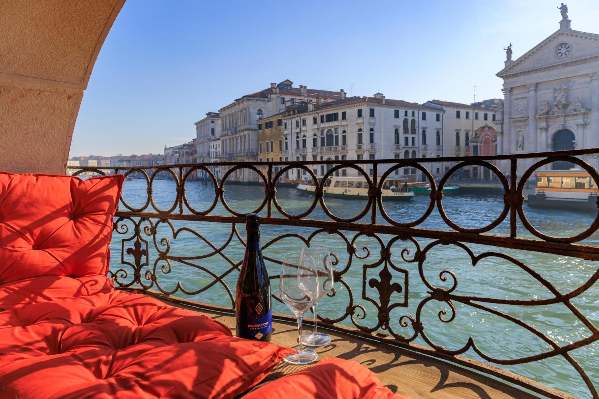 Ca' Emo Palazzo Sul Canal Grande