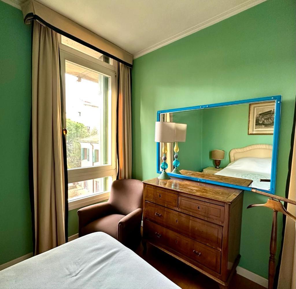 Zattere - Casa Gardella * Venezia