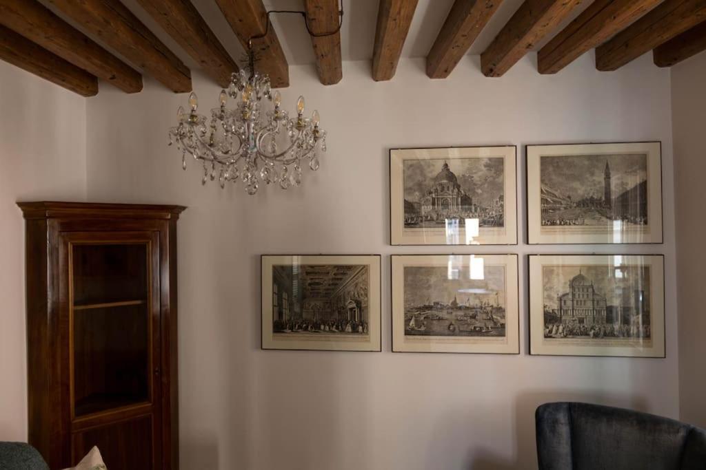 Aponalview 027042-loc-12481 Venise