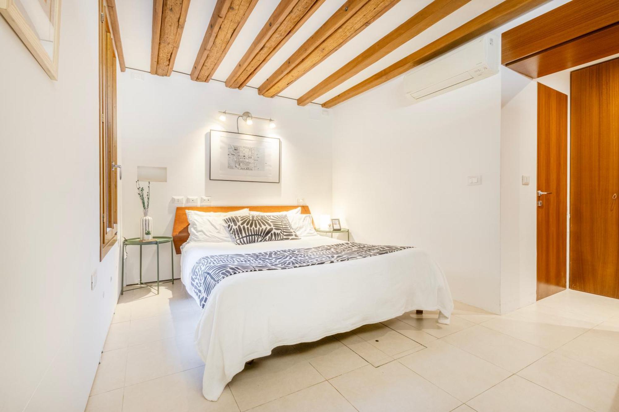 Accessible Groundfloor Near Station - Ca Rezzonico Appartement Venise