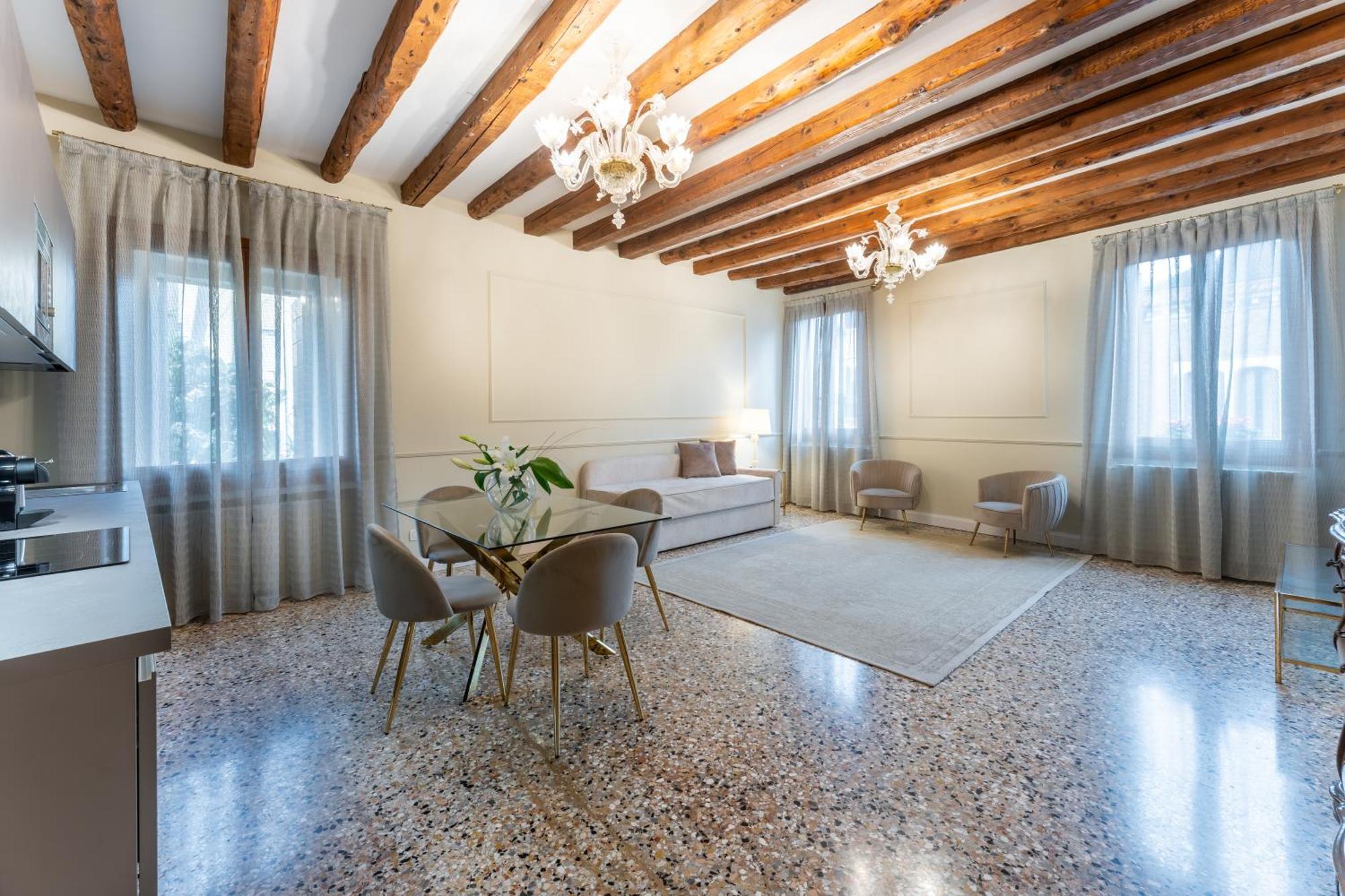 San Vio Palace Luxury Appartement *