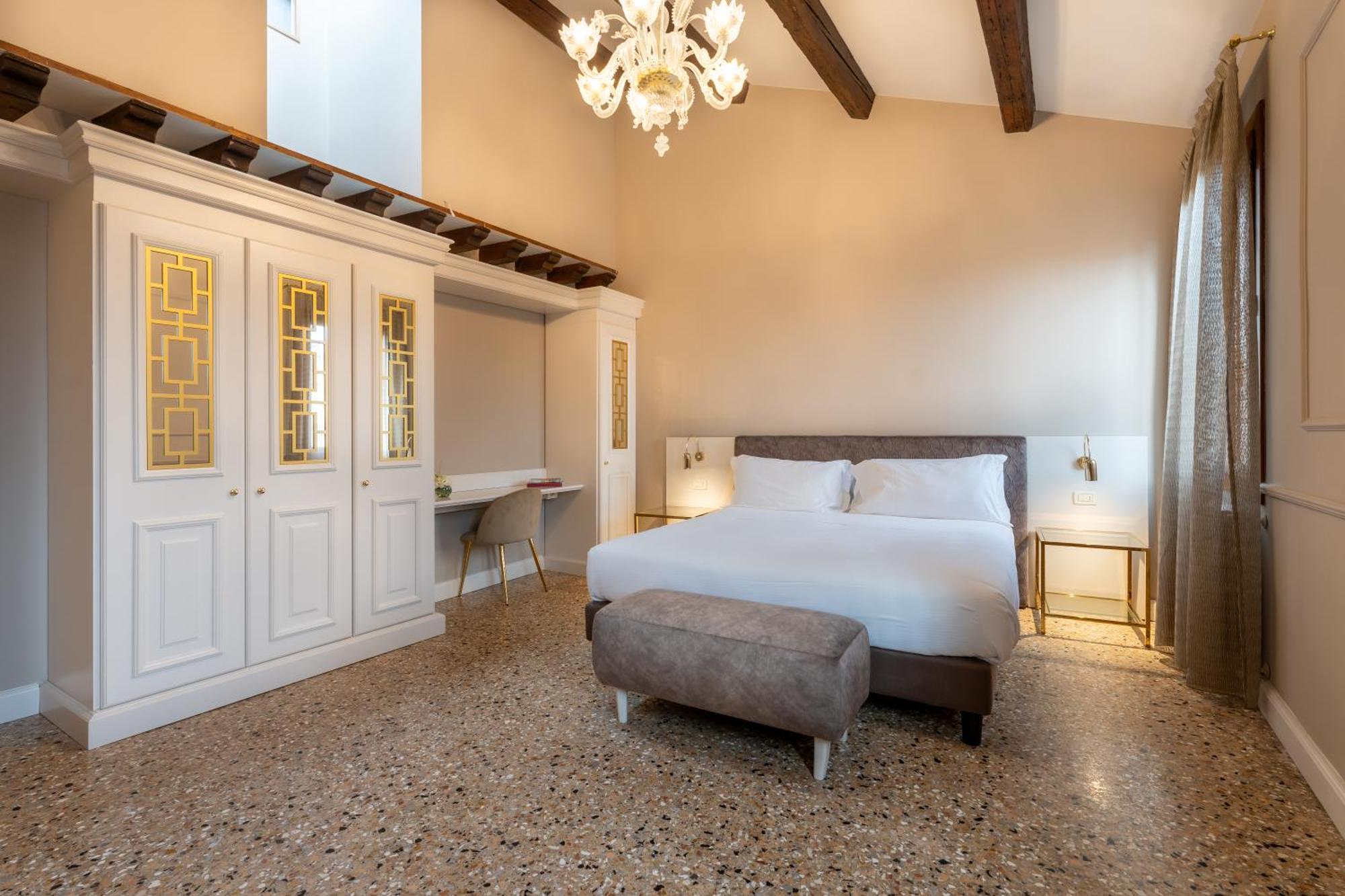 San Vio Palace Luxury Apartment *