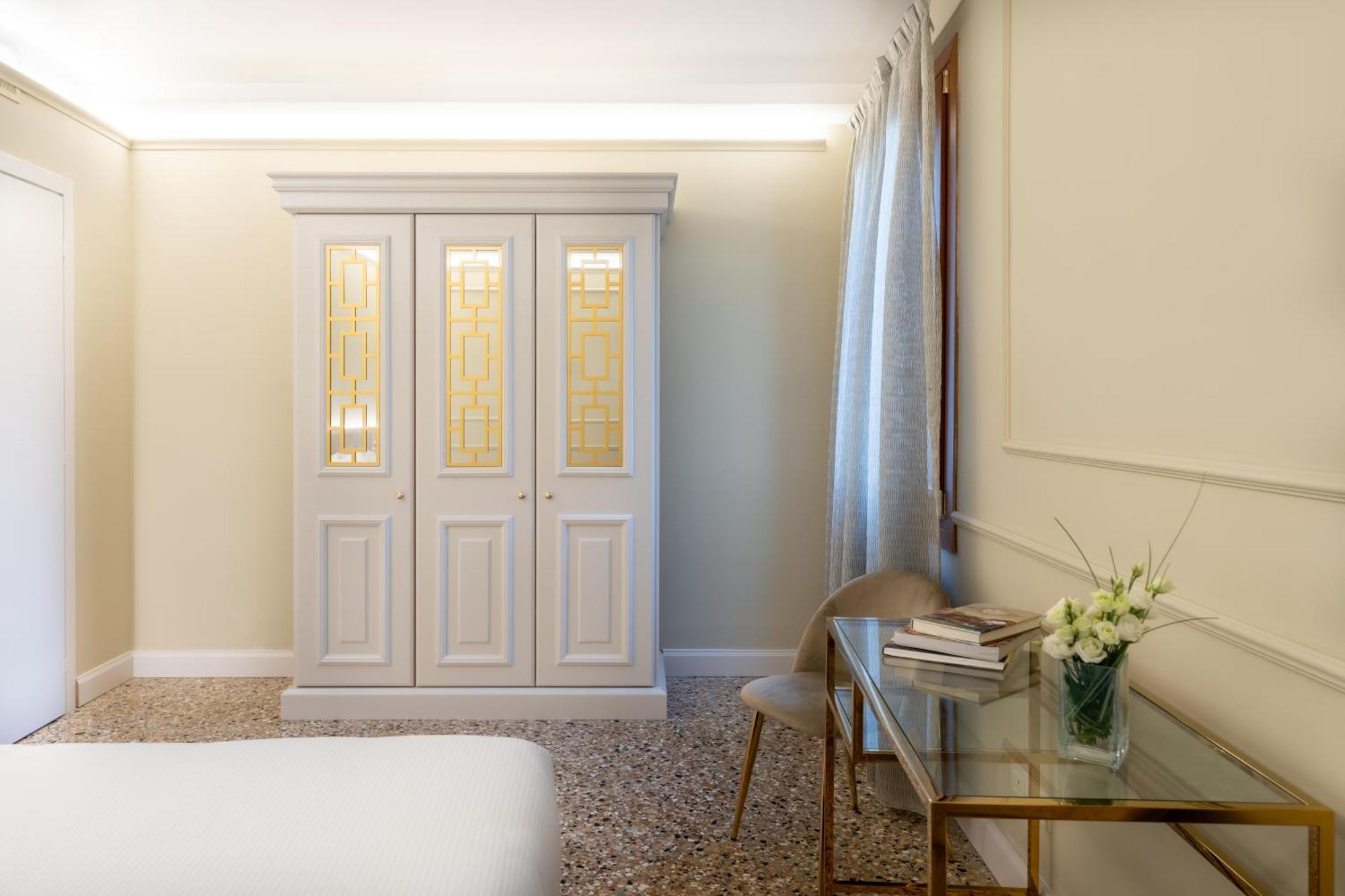 Appartement San Vio Palace Luxury Venetië
