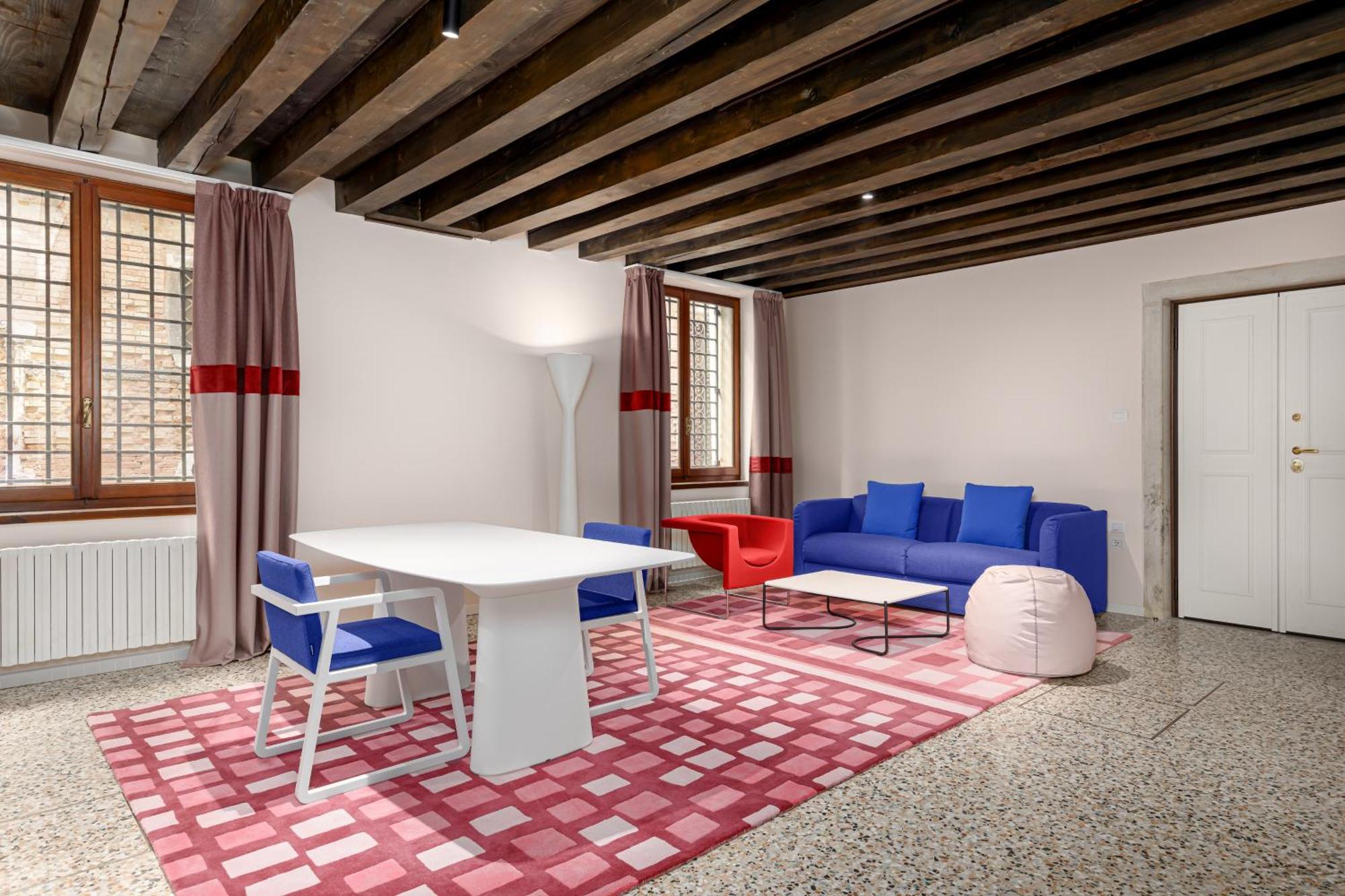 Palazzo Dei Fiori By Mate *