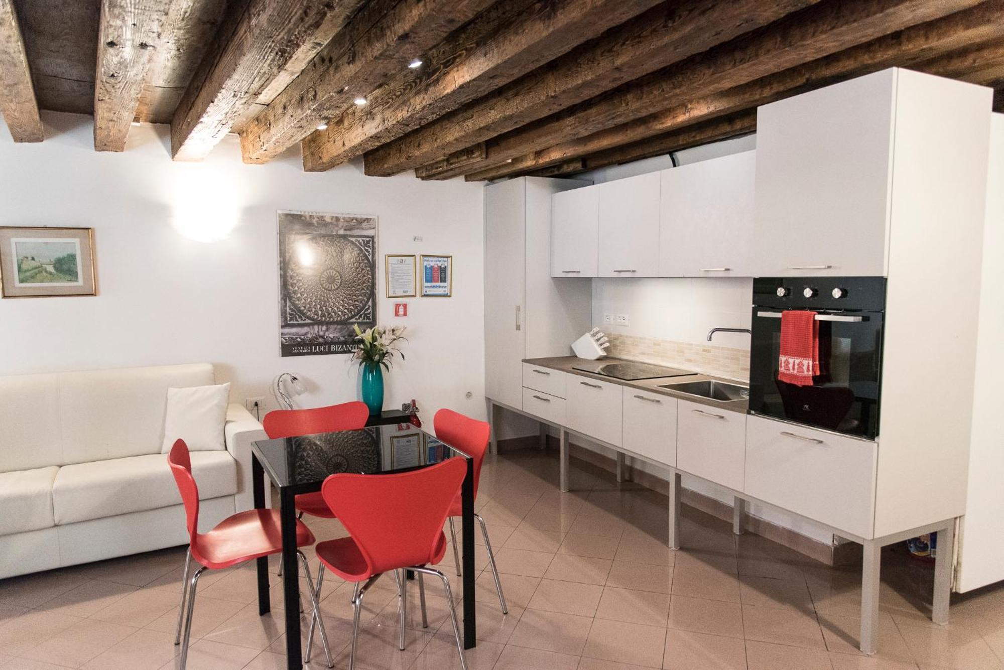 Da Bruno Homes Apartment