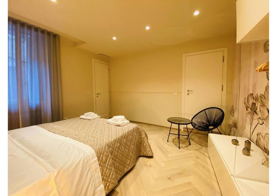 Sweet Time Venice, Luxury San Marco Frezzaria Apt! Apartment Venice