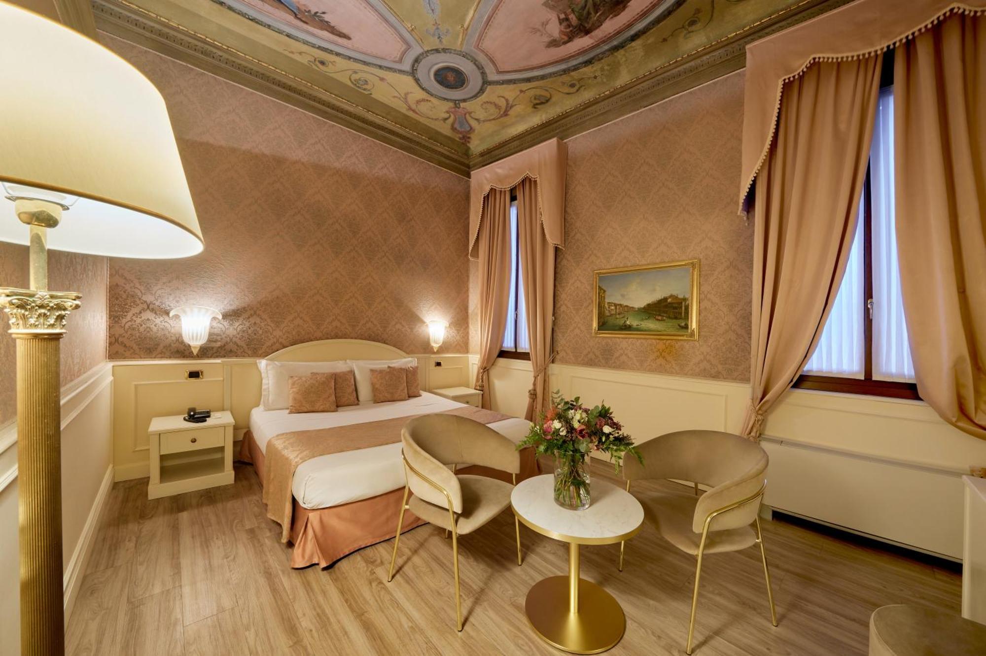 Duodo Palace Hotel 4*