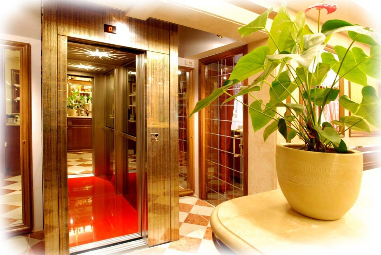Fontana Hotel