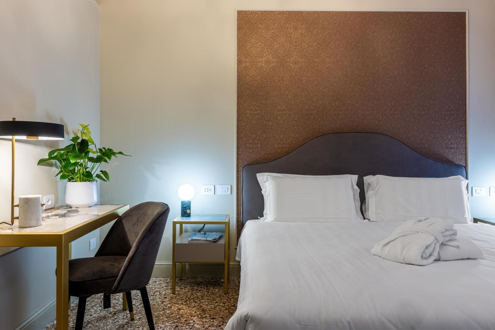 Hotel Doni