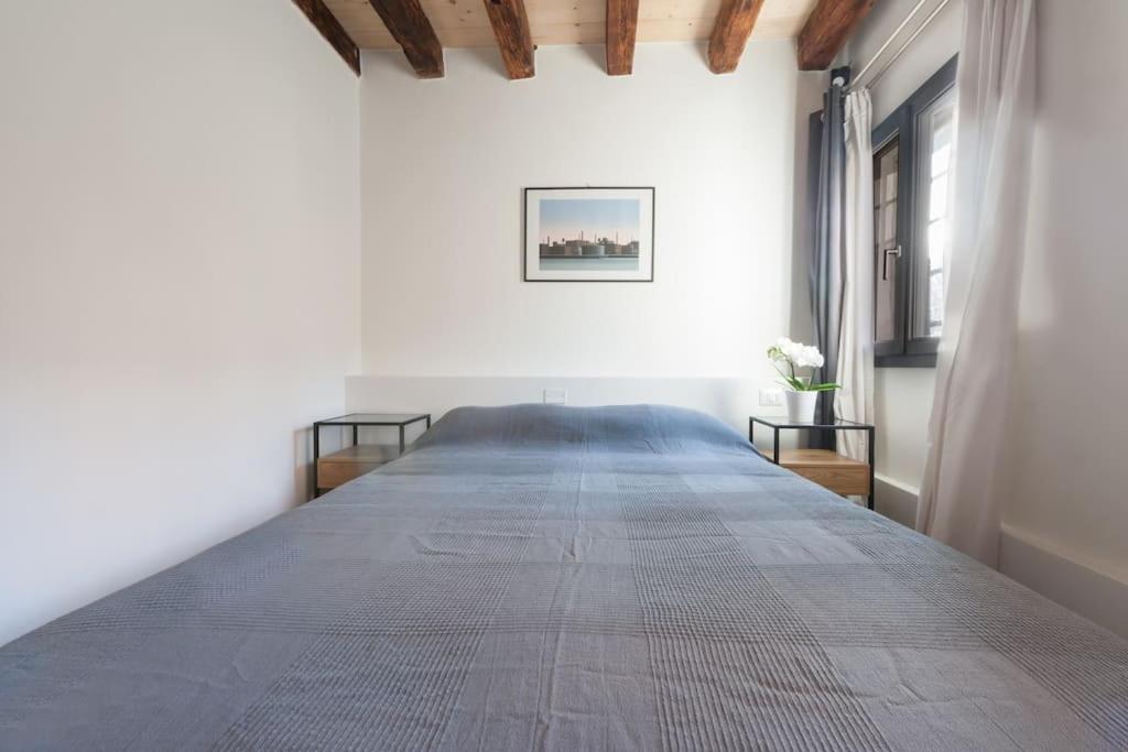 Ca' Ferrando, Brand New Apartment, Experienced Host! * Venise