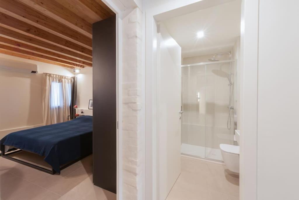 Ca' Ferrando, Brand New Apartment, Experienced Host! Appartement Venise