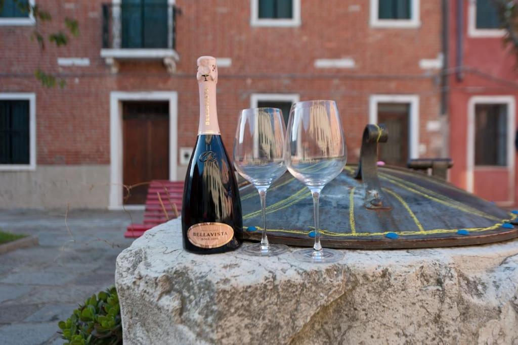 Ca' Ferrando, Brand New Apartment, Experienced Host! Venise