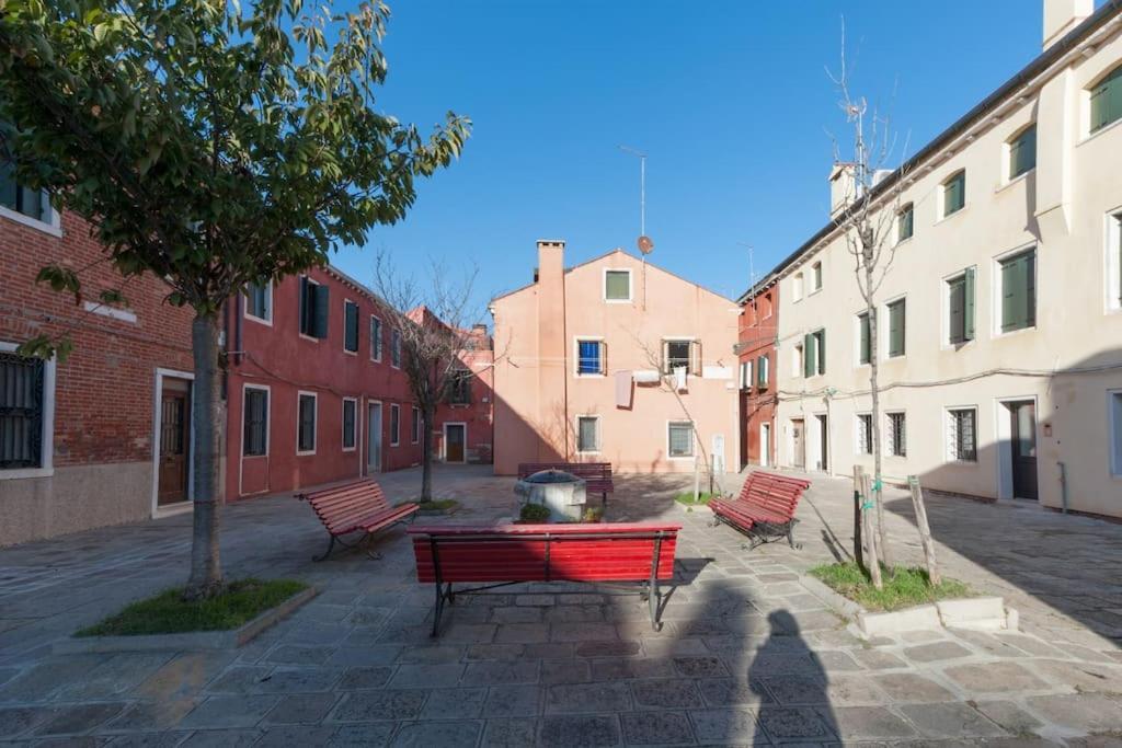 Appartement Ca' Ferrando, Brand New Apartment, Experienced Host!