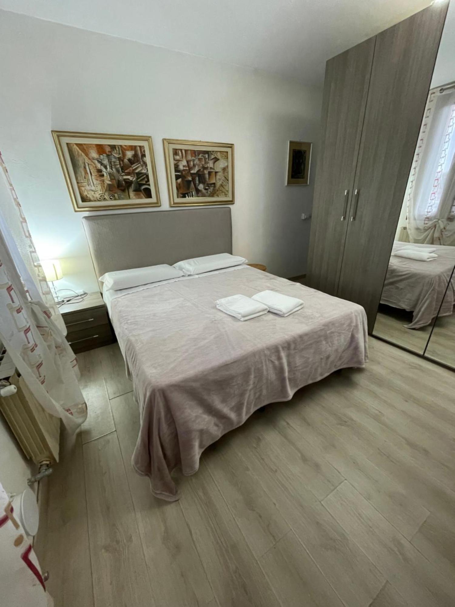 Harry's Canal View Appartement