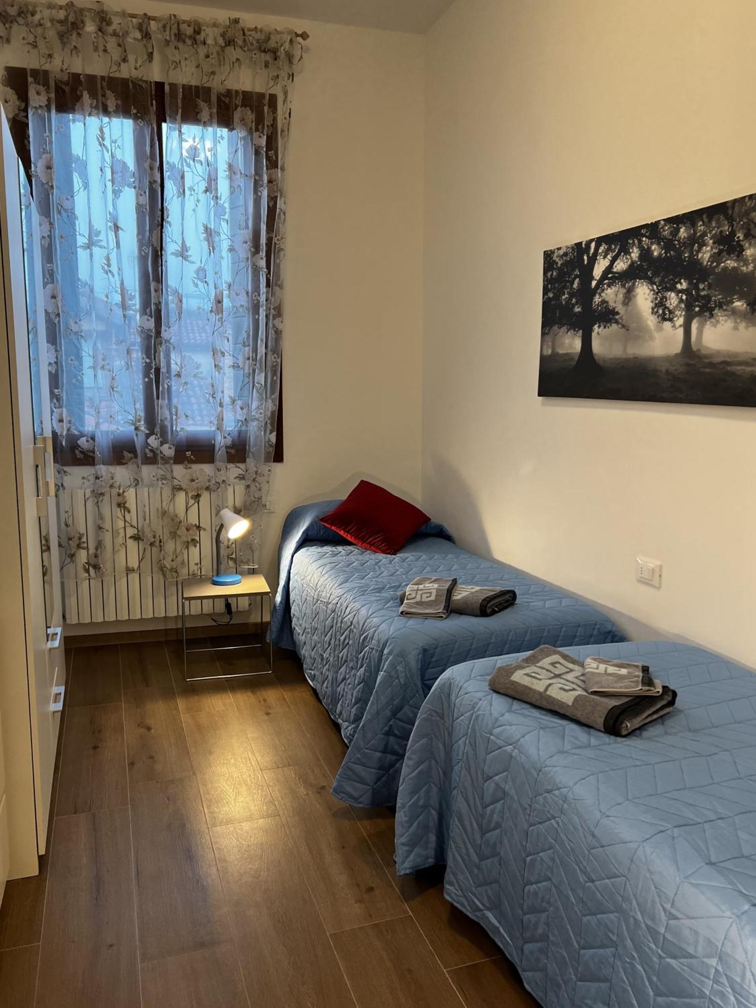 Tintoretto 1 Con Terrazza Sopra Il Tetto, 3 Bagni, 3 Grandi Da Letto, Super Nuovo Apartment *