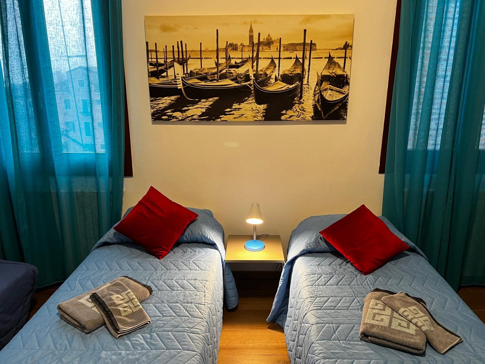 Tintoretto 1 Con Terrazza Sopra Il Tetto, 3 Bagni, 3 Grandi Da Letto, Super Nuovo Appartamento *