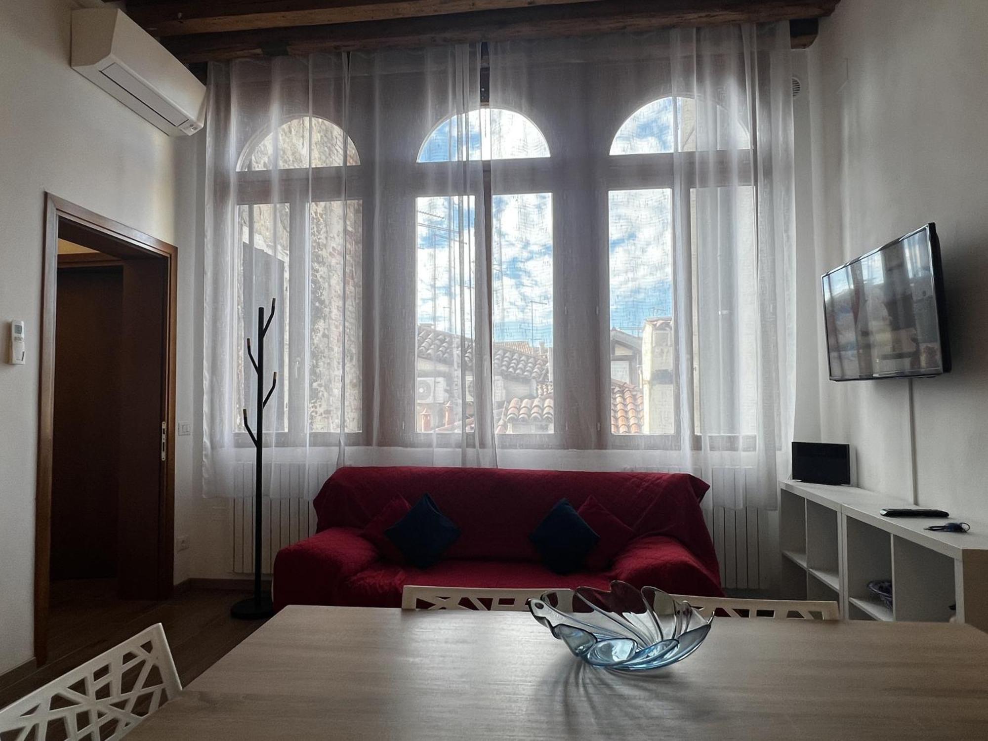 Appartamento Tintoretto 1 Con Terrazza Sopra Il Tetto, 3 Bagni, 3 Grandi Da Letto, Super Nuovo