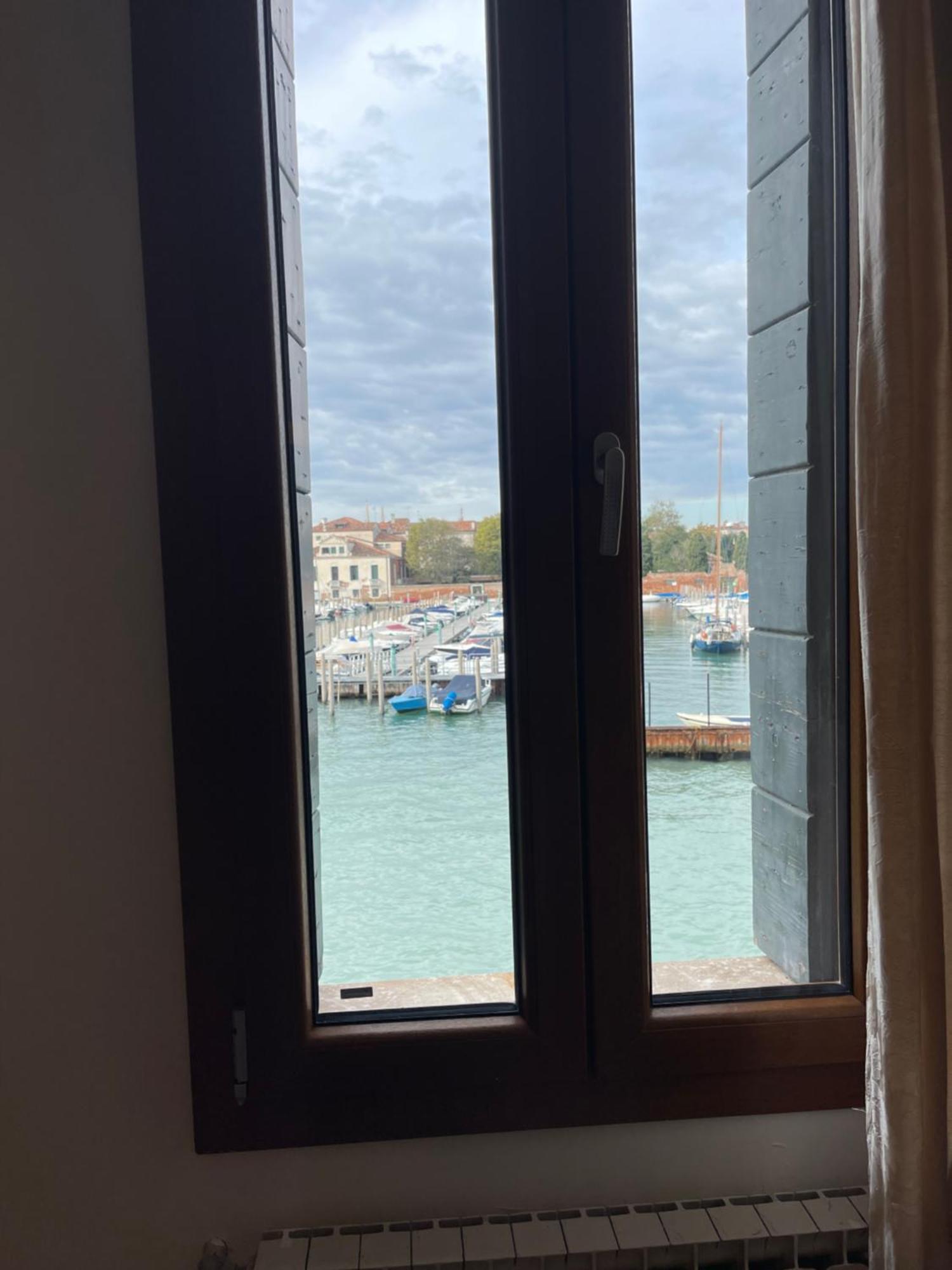 Maison d'hôtes Romantic Enchantment With Private Bathroom Venise
