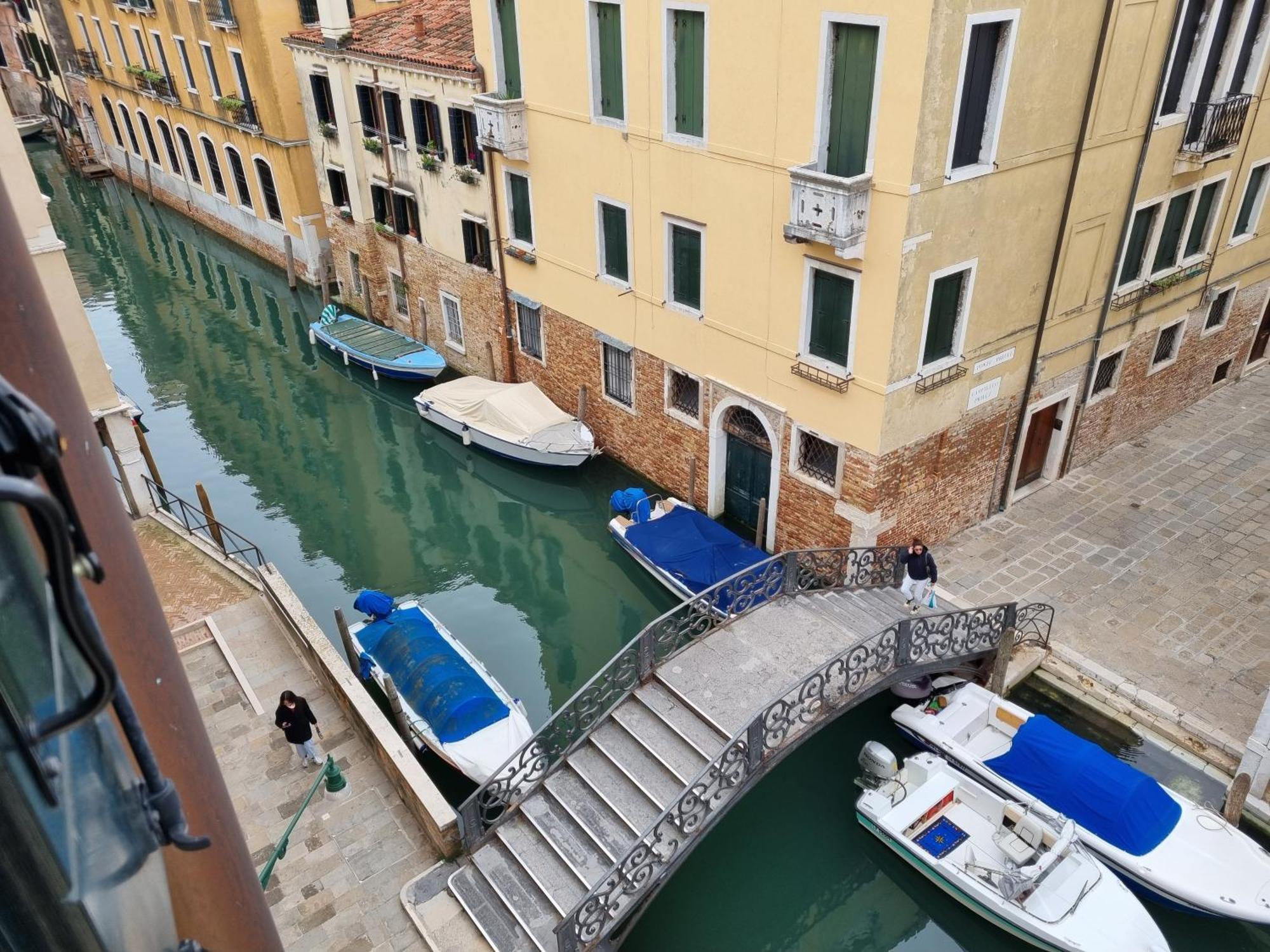 Appartamento Ca' Cappello 2 With Canal View *
