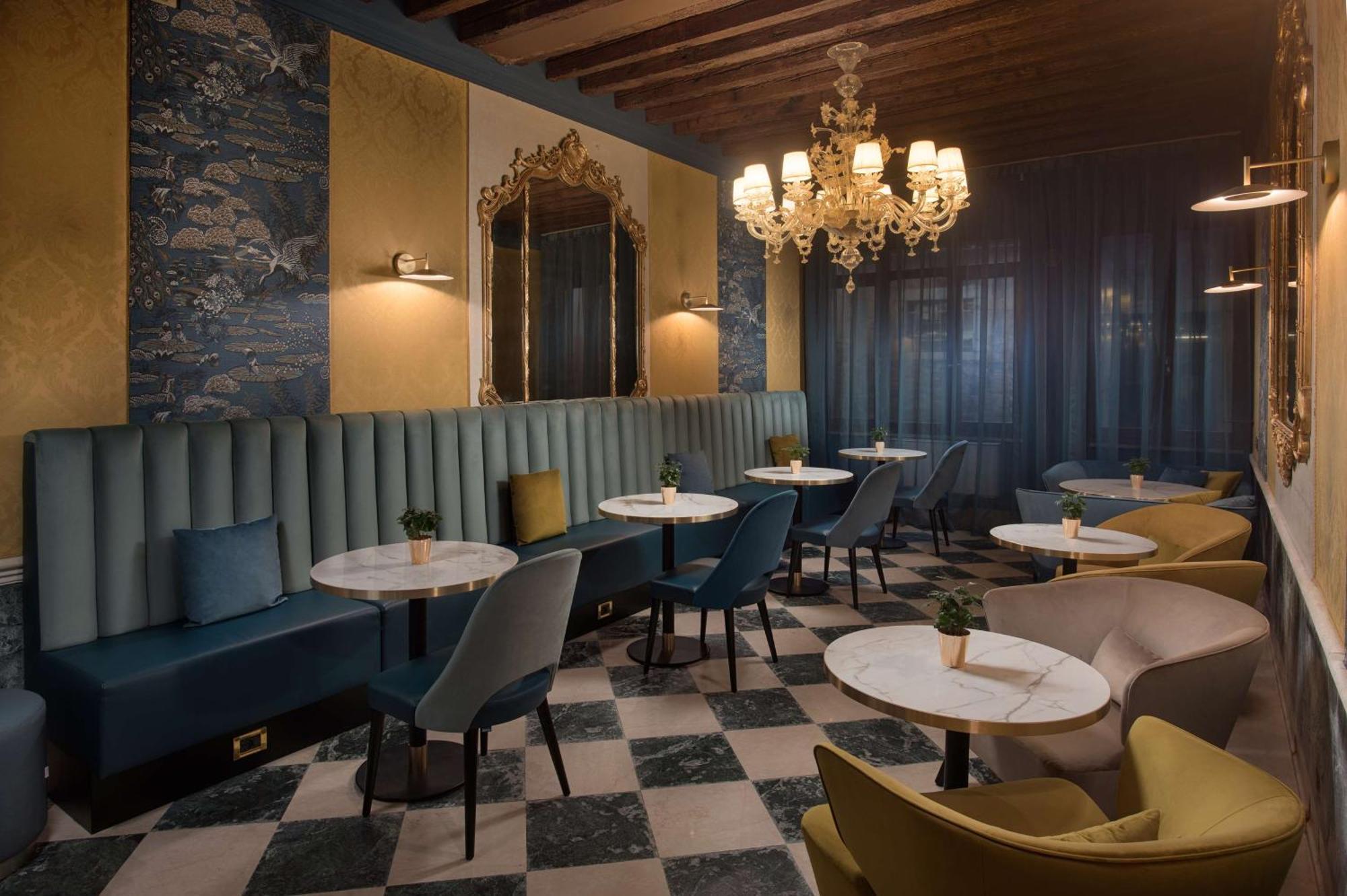 Nh Santa Lucia 4* Venetië