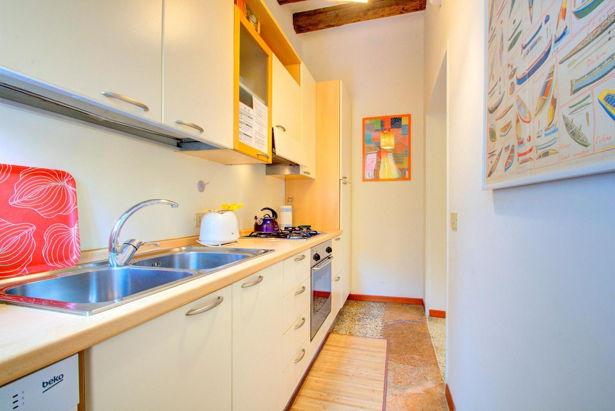 Moretta Get-by-train Apartment