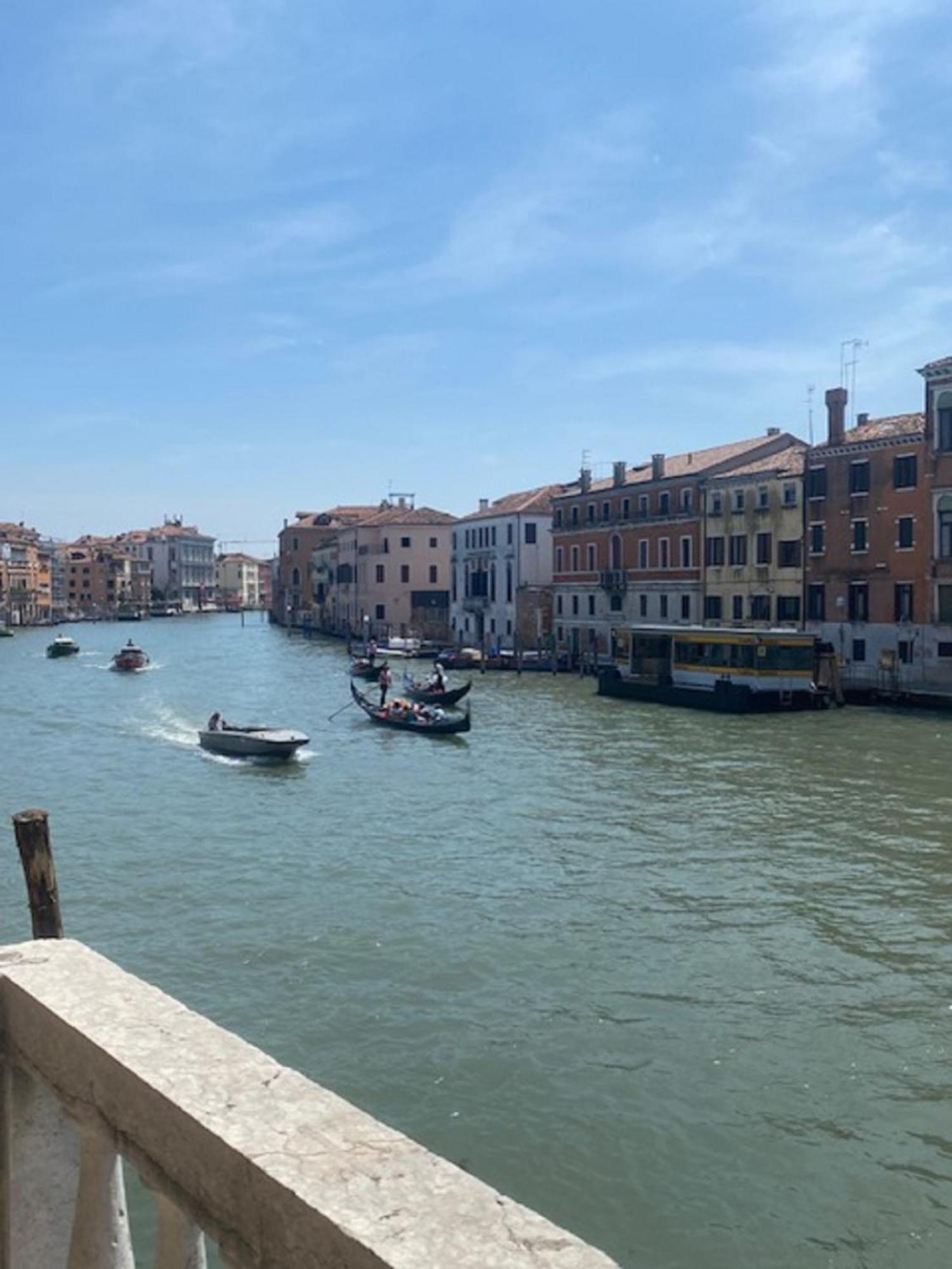 Apartment Palace Canal View By Wonderful Italy Venice