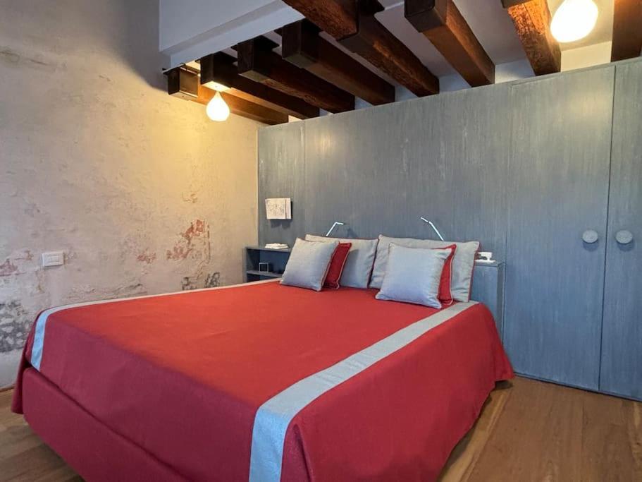 Sedo3032a • • Luxury House • Venise