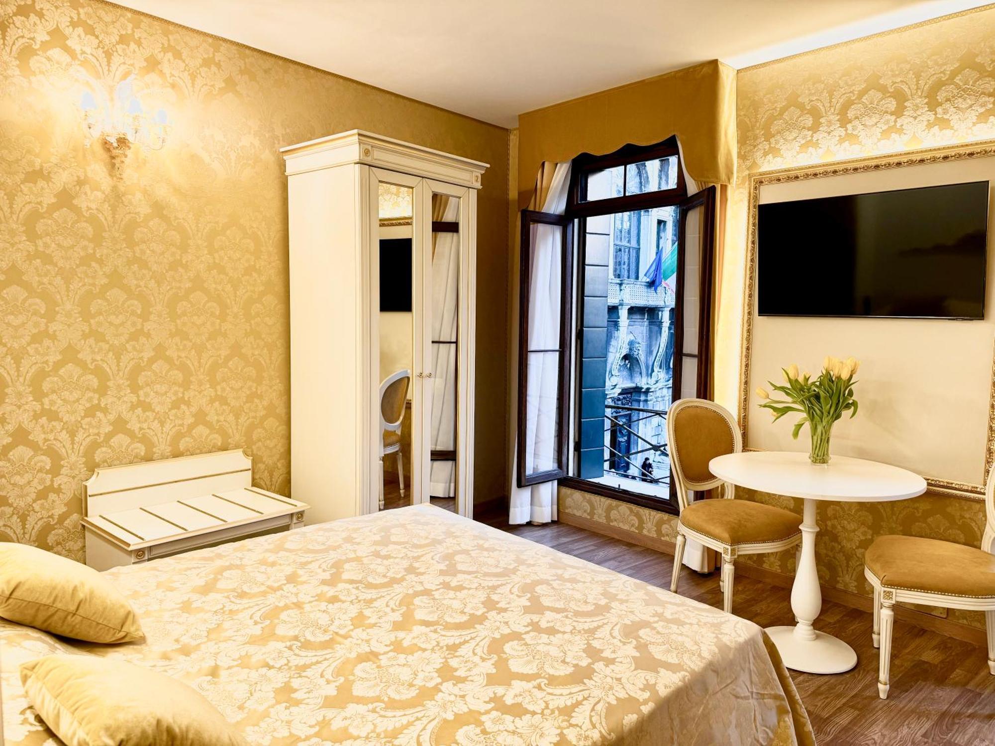 Affittacamere Residenza Fiore *