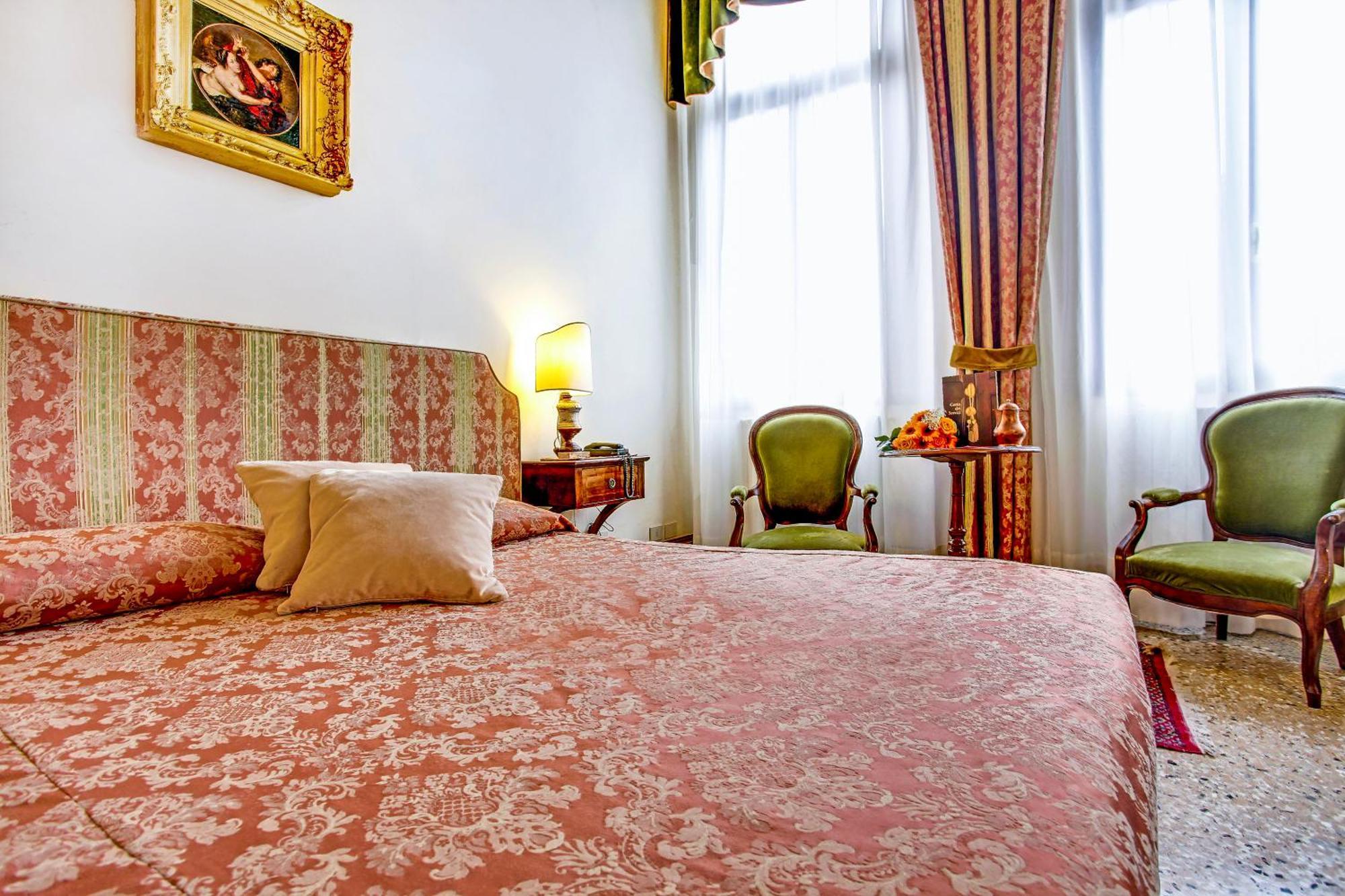 Palazzo Schiavoni Residenza D'epoca & Suite-apartments *