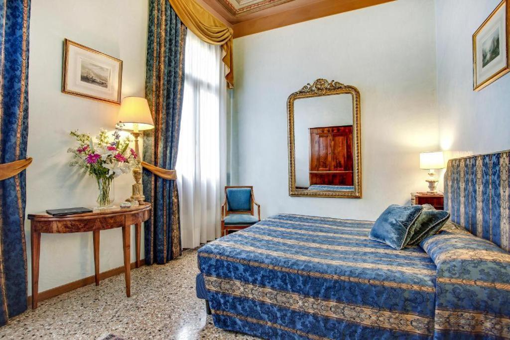 Palazzo Schiavoni Residenza D'epoca & Suite-apartments *