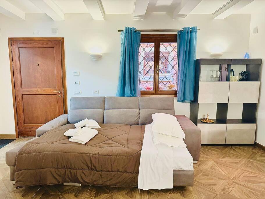 Gloria Luxury * Venise