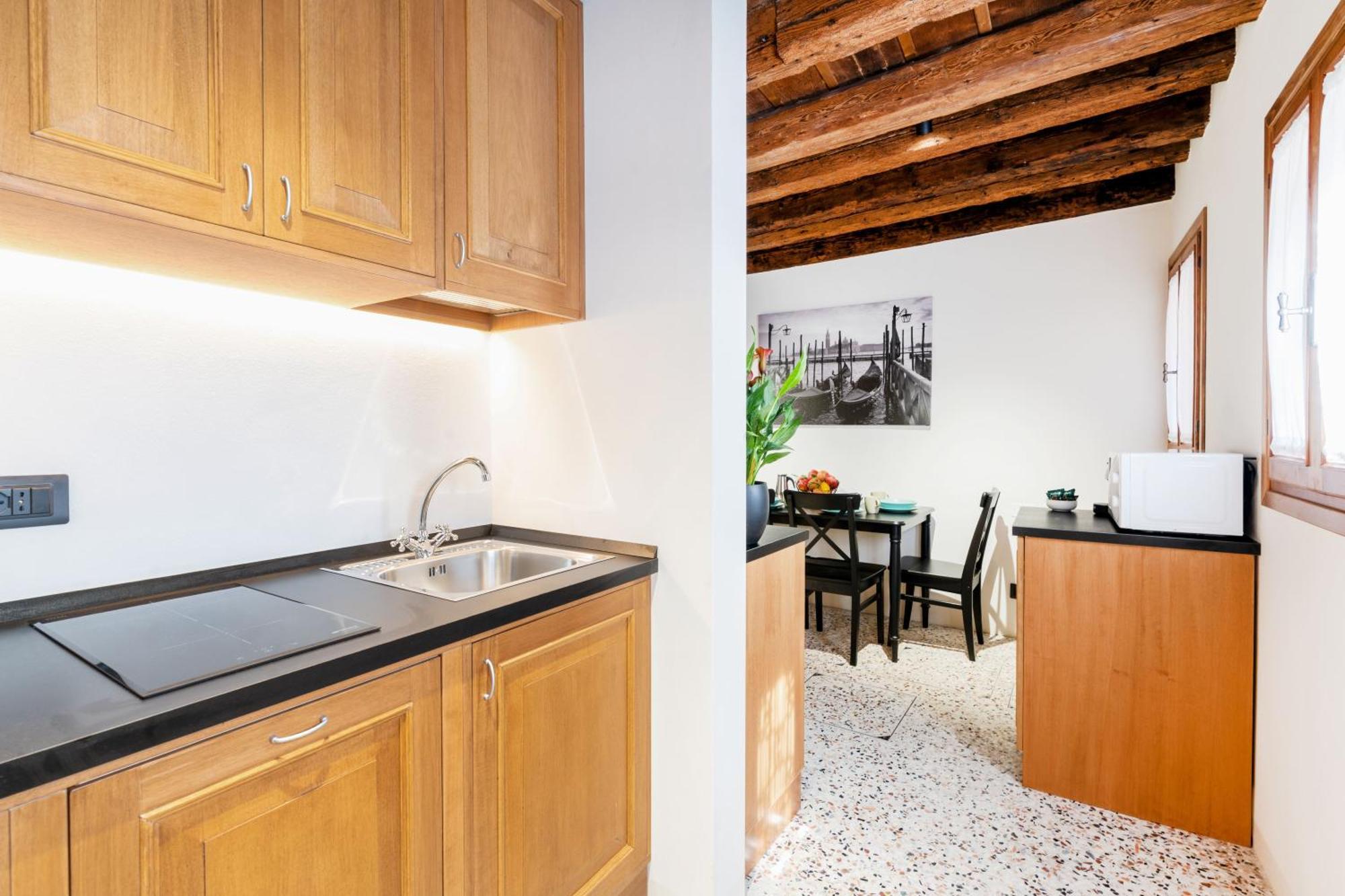 Intera Palazzina Al Centro Di * Venise
