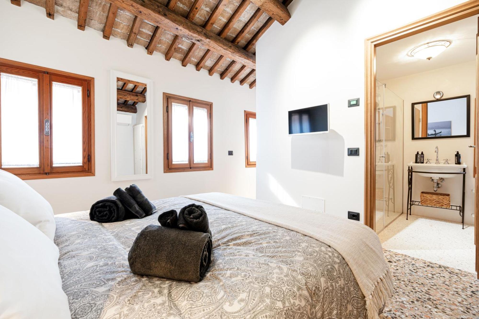Intera Palazzina Al Centro Di Hébergement de vacances