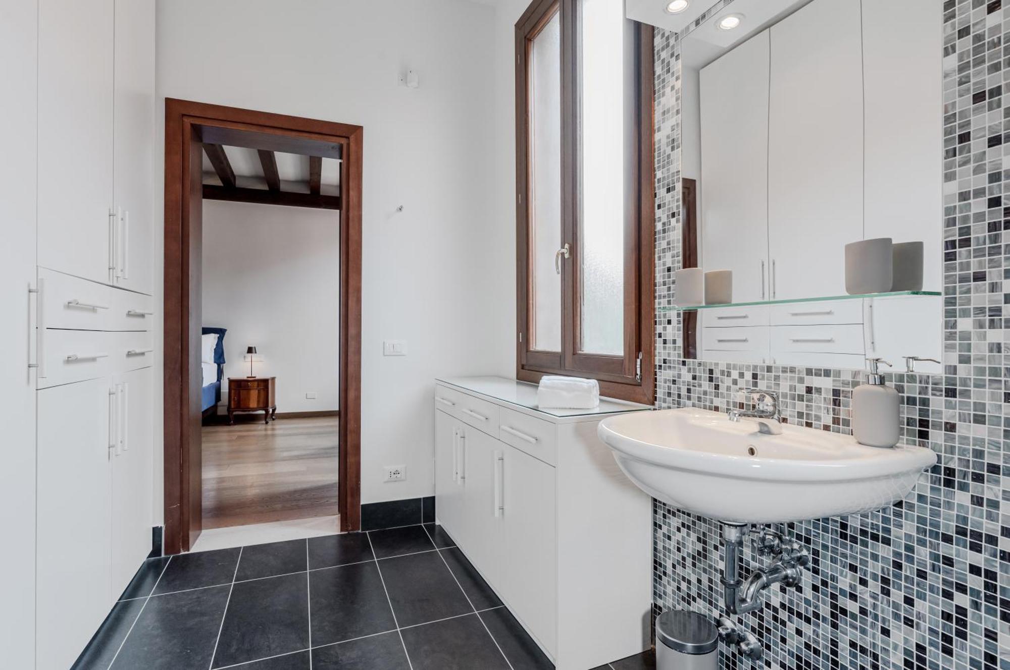 Elegant 7 Minutes From Piazza San Marco! Apartment Venedig