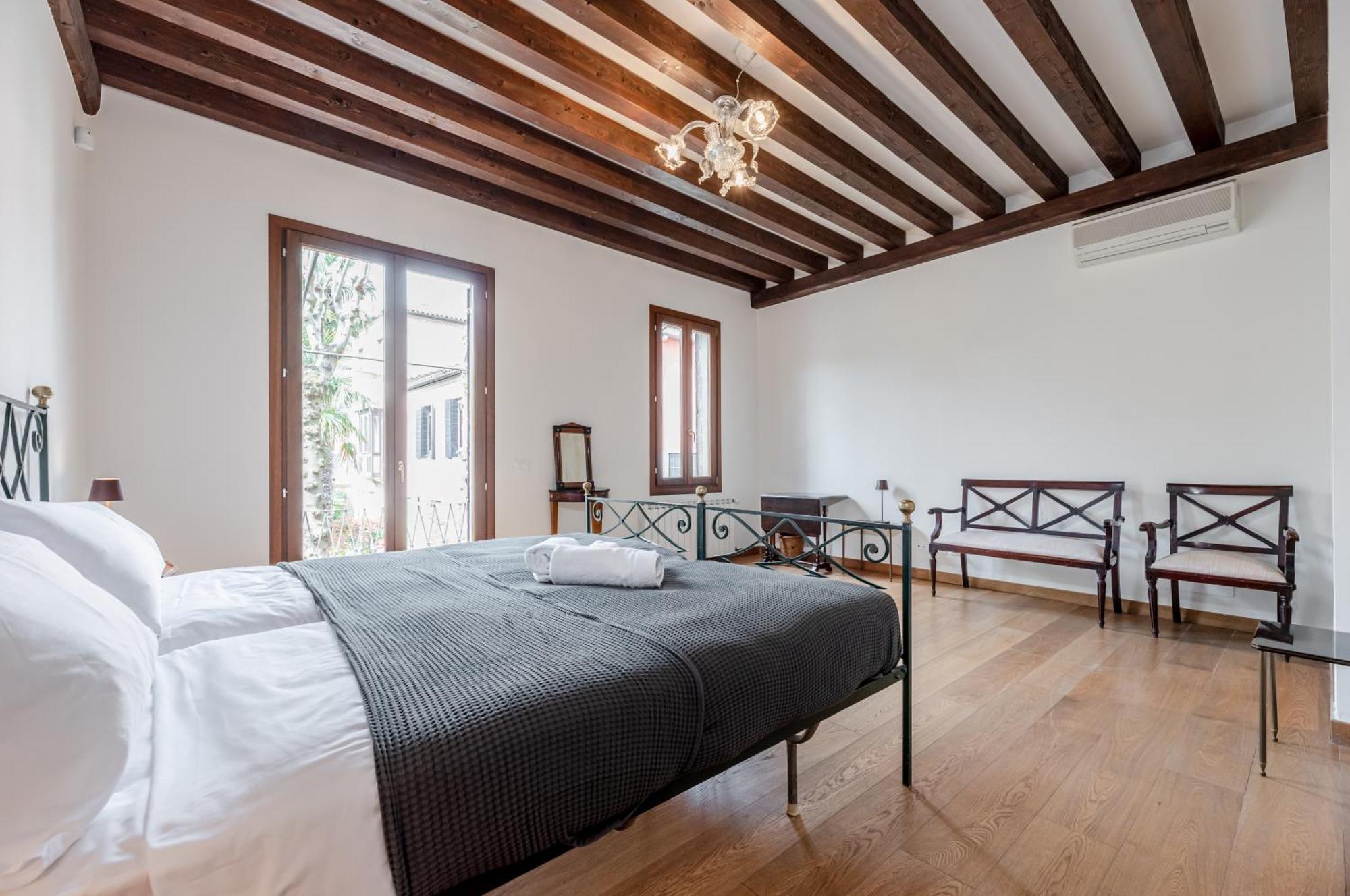 Apartment Elegant 7 Minutes From Piazza San Marco! Venedig