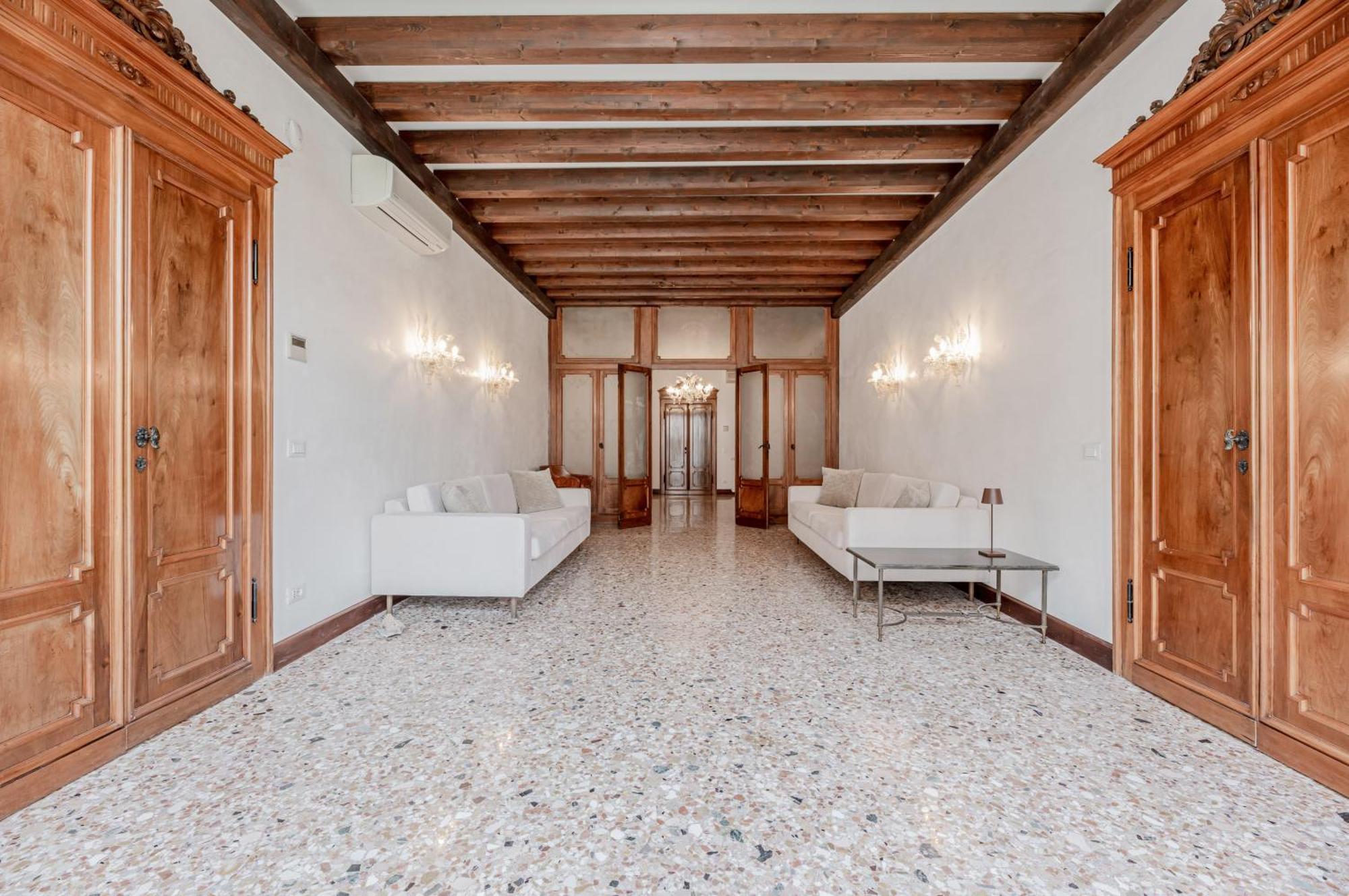 Elegant 7 Minutes From Piazza San Marco! Venedig