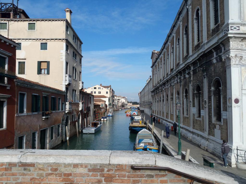 Affittacamere Ss. Giovanni E Paolo 2*