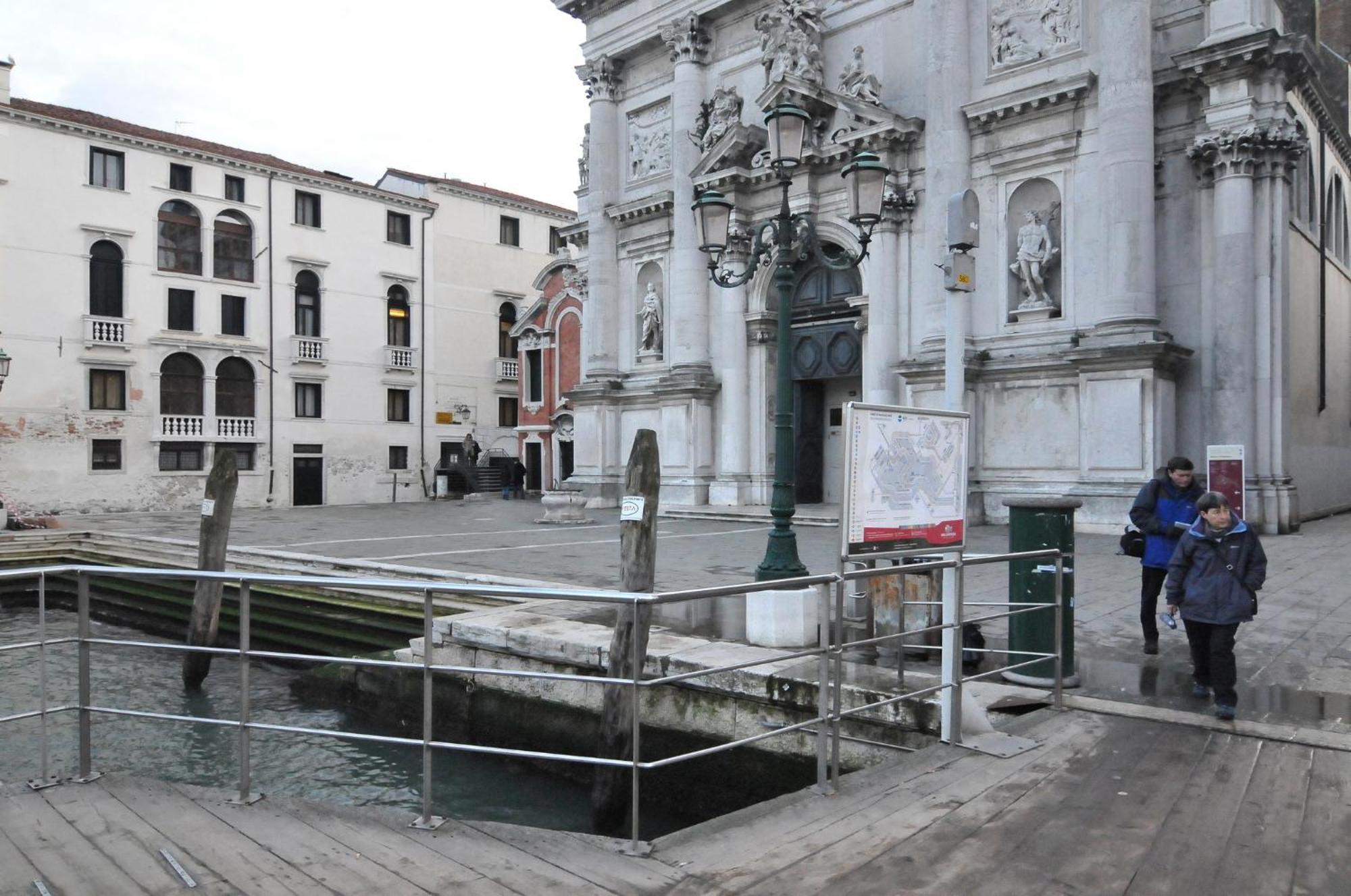 Ca Del Modena Only